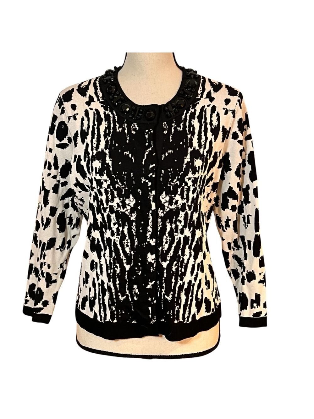 Per Se Black and White Embellished Snap-up Sweater Sz-M
